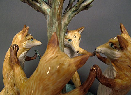 Foxes dancing